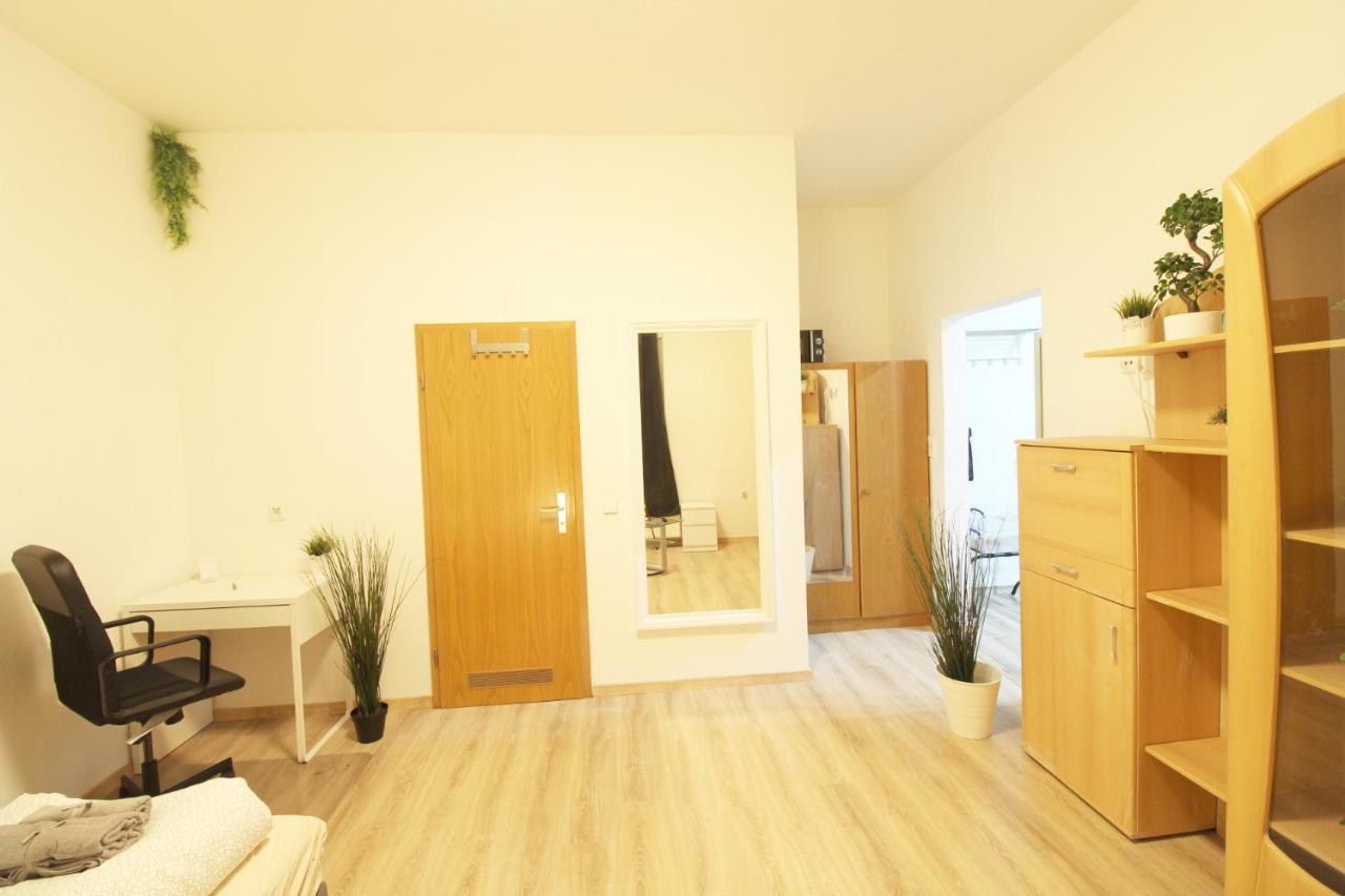 Downtown - Im Herzen Von & Komfortable Boxspringbetten Hotel Ulm